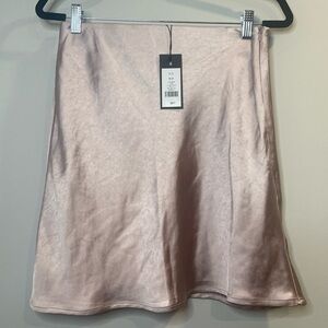 BNWT Dynamite small blush pink satin Elle skirt